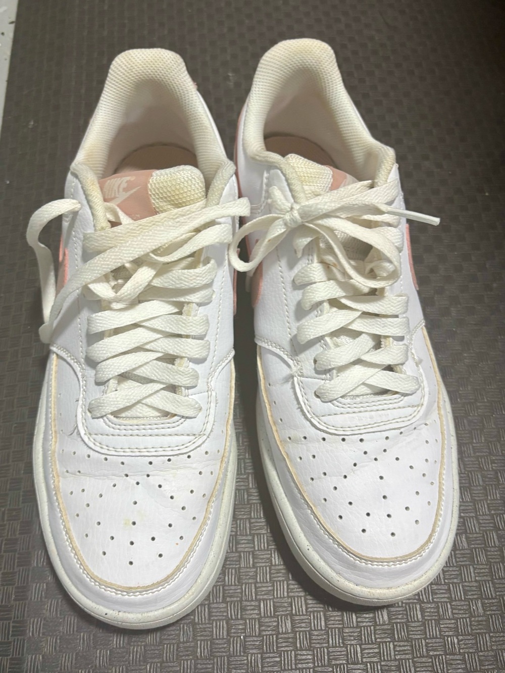 Nike Women’s White Sneakers with Pink Swoosh and Heel